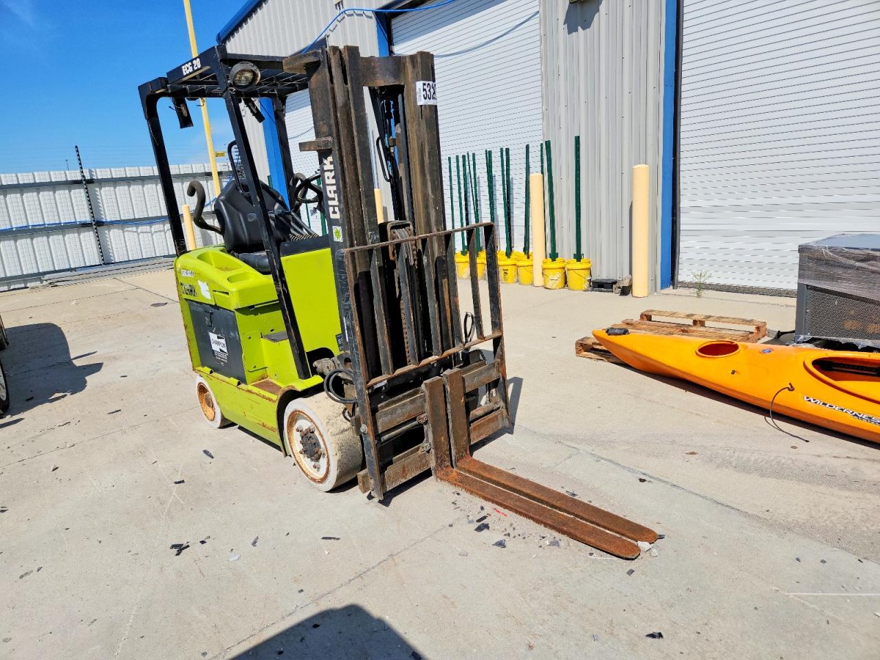1999 CLARK FORKLIFT FORKLIFT