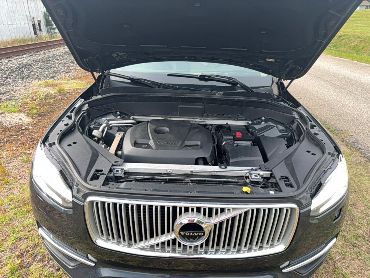 2016 VOLVO XC90