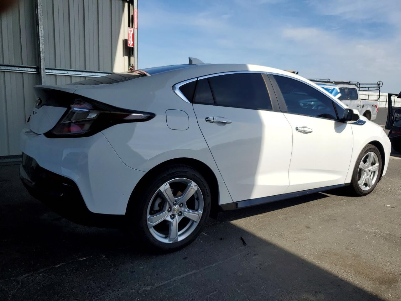 2017 CHEVROLET VOLT