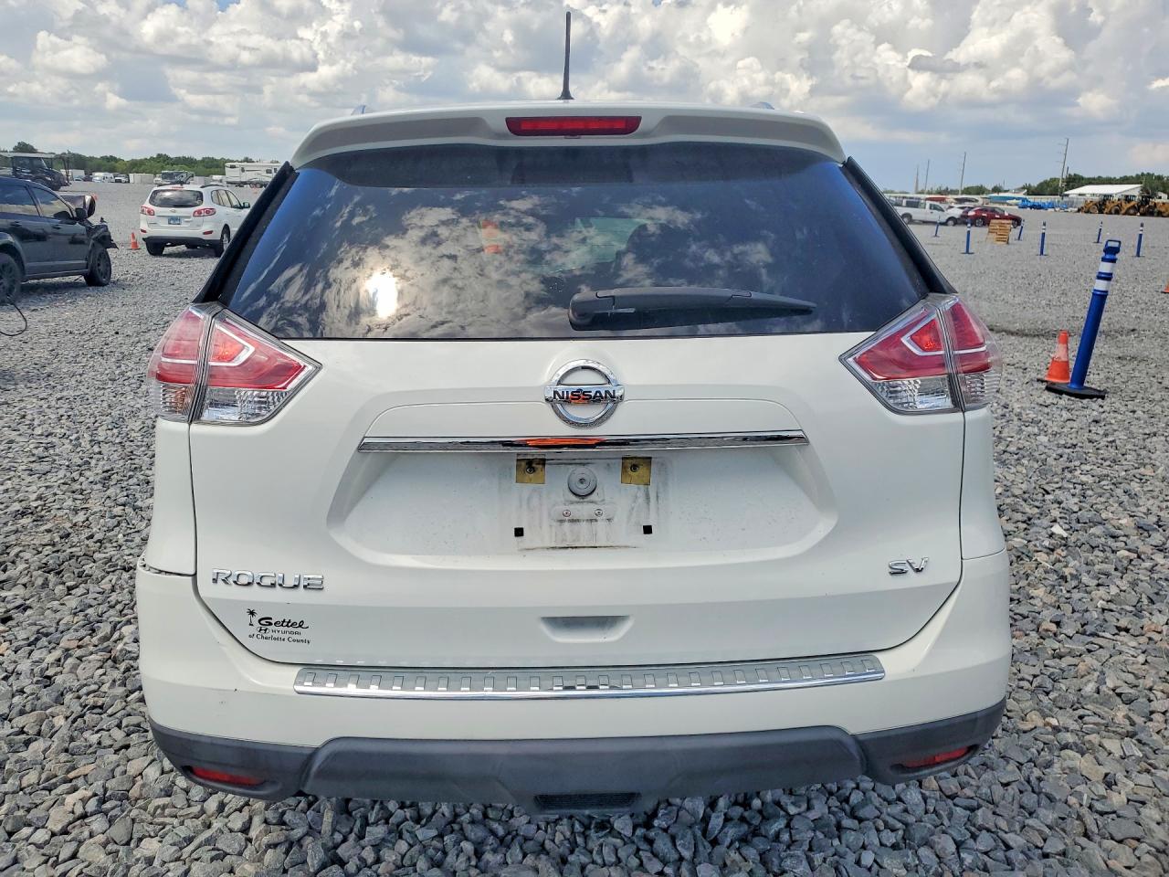 2016 NISSAN ROGUE