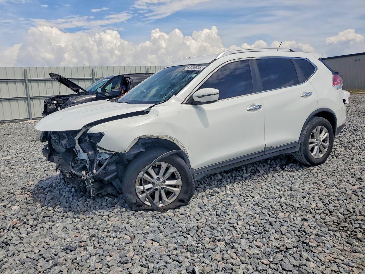 2016 NISSAN ROGUE