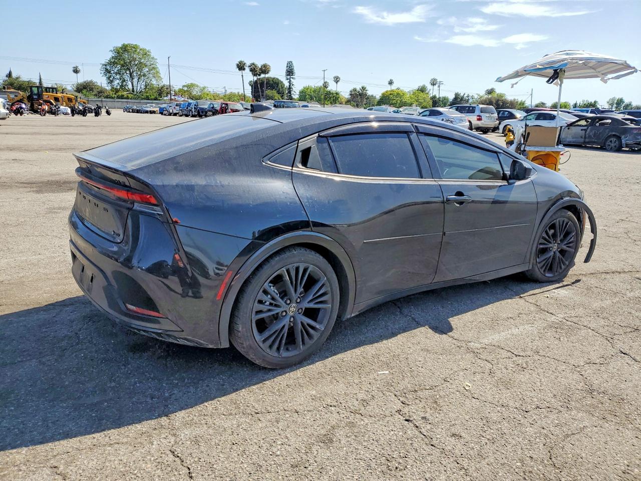 2025 TOYOTA PRIUS