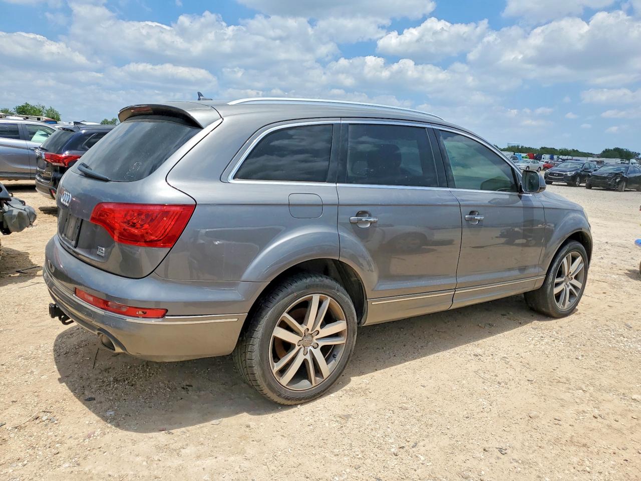 2013 AUDI Q7