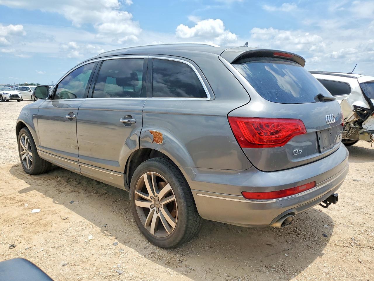 2013 AUDI Q7