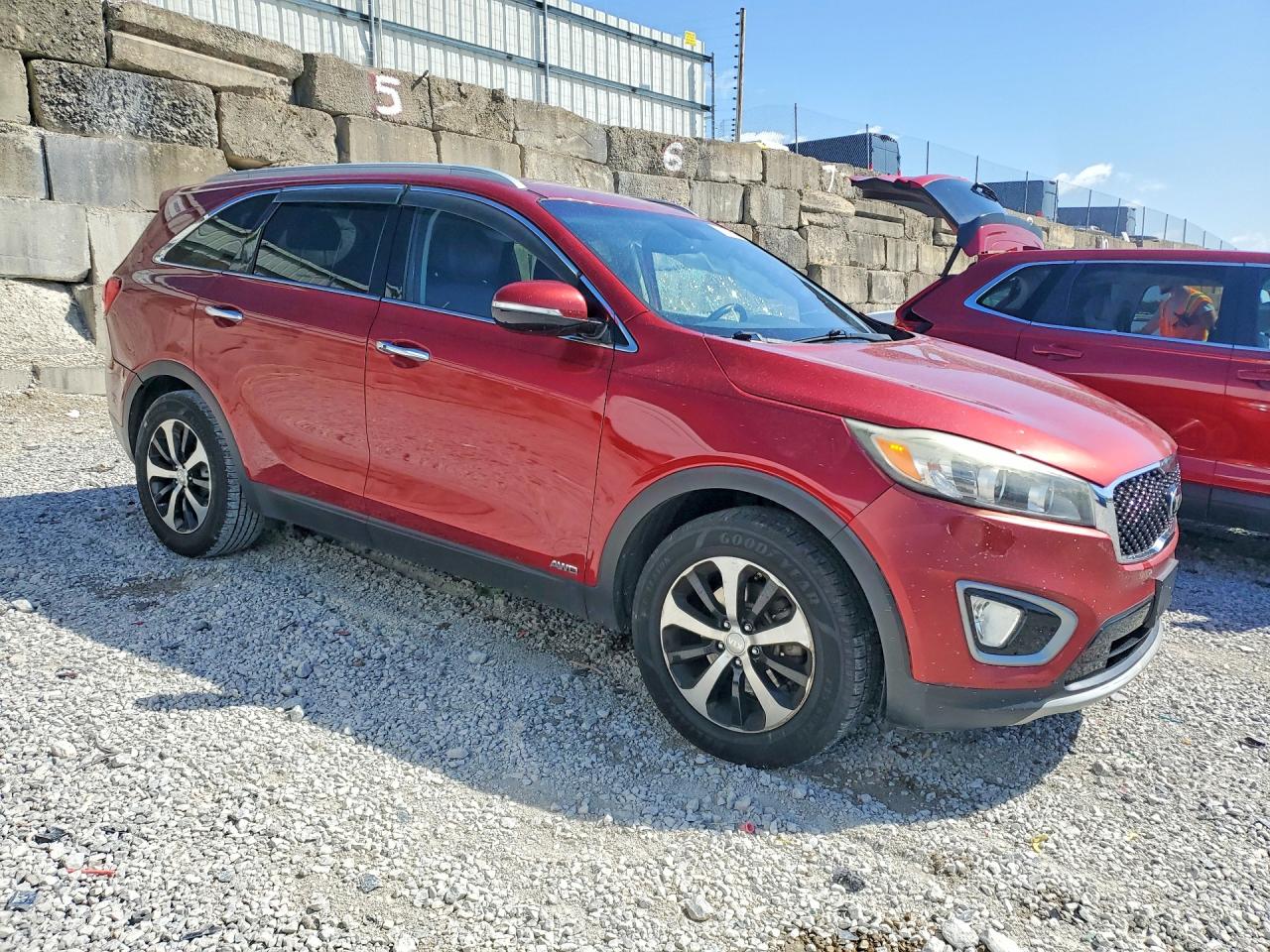 2016 KIA SORENTO