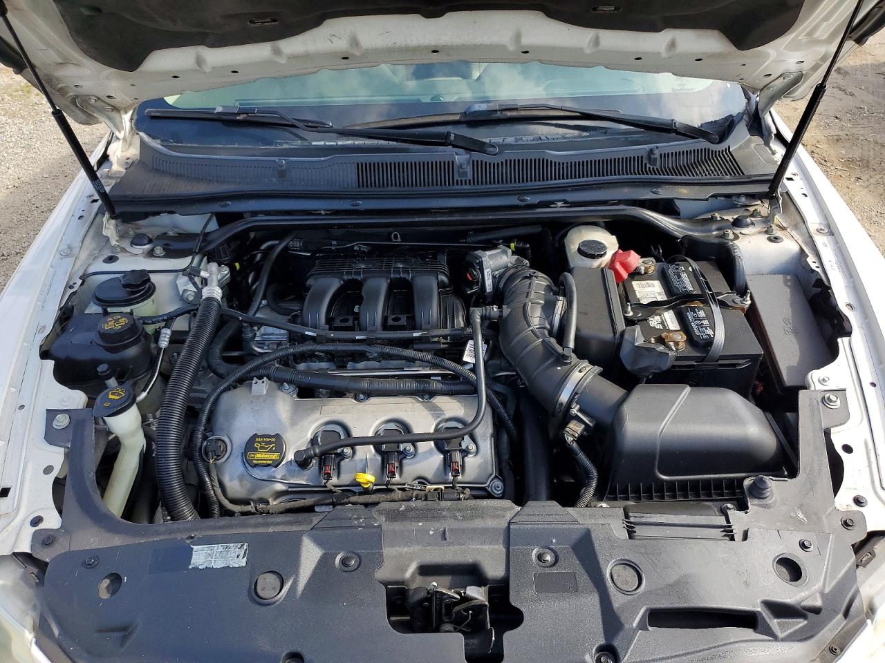 2011 FORD TAURUS