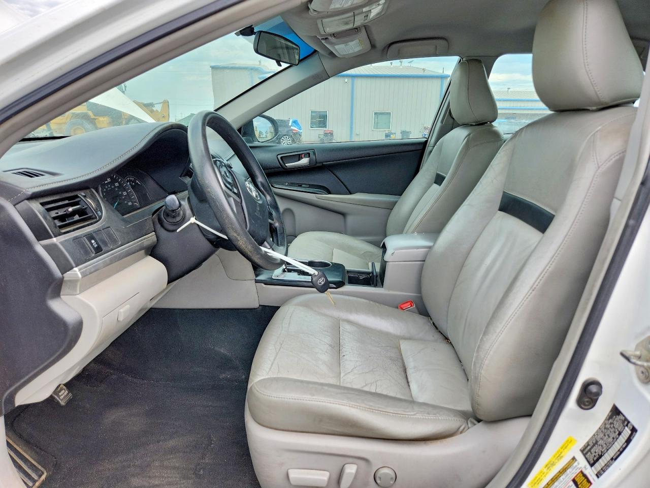 2014 TOYOTA CAMRY
