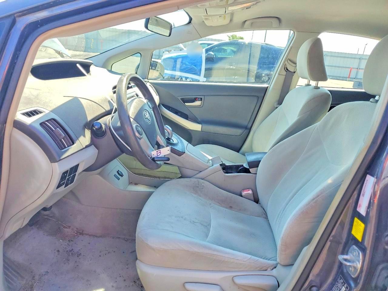 2010 TOYOTA PRIUS