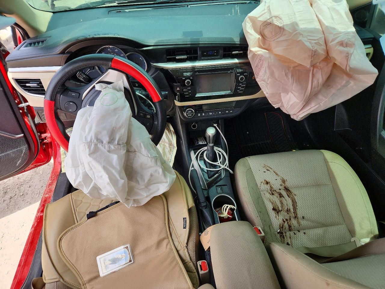 2016 TOYOTA COROLLA