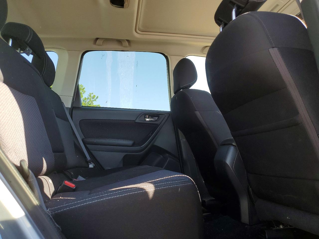 2018 SUBARU FORESTER