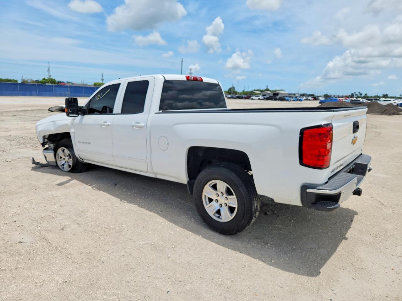 2015 CHEVROLET SILVERADO
