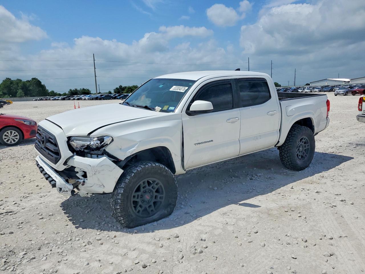 2017 TOYOTA TACOMA
