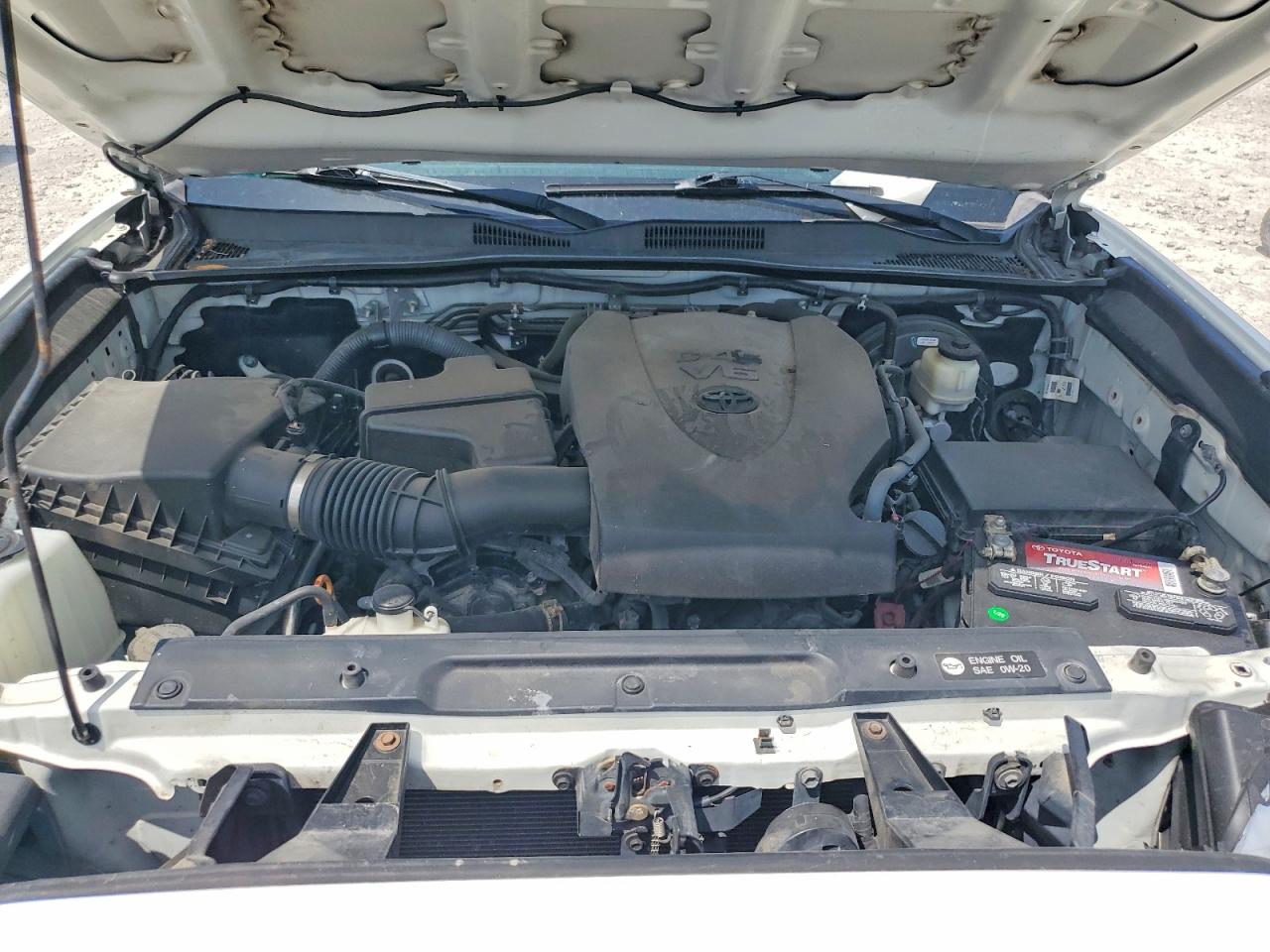 2017 TOYOTA TACOMA