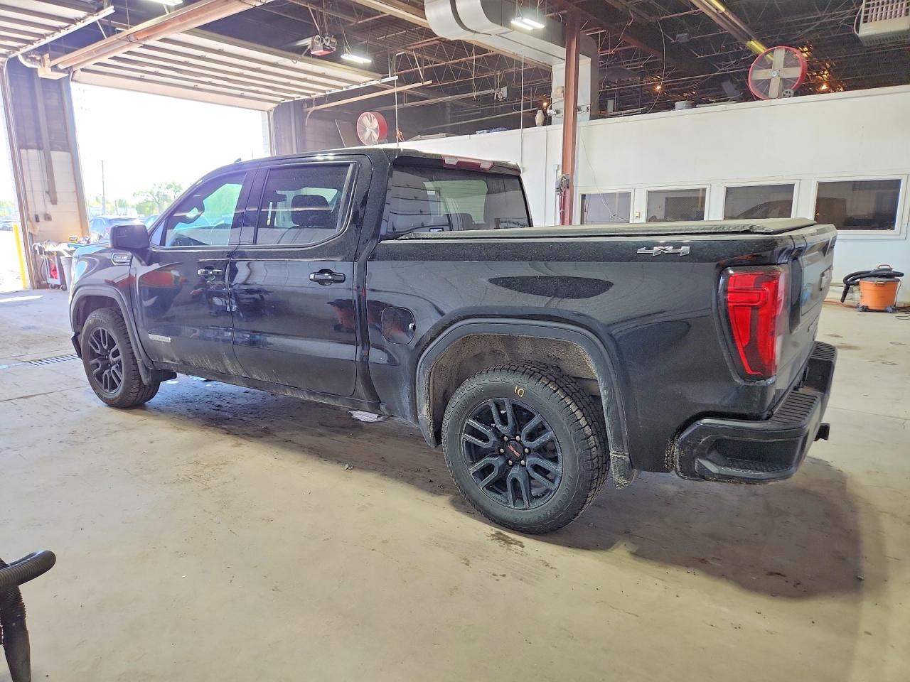 2021 GMC SIERRA