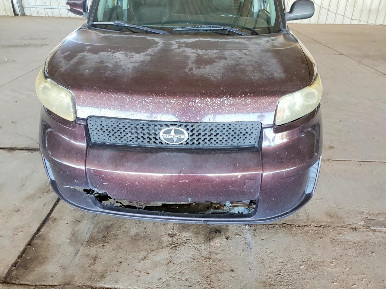 2010 TOYOTA SCION