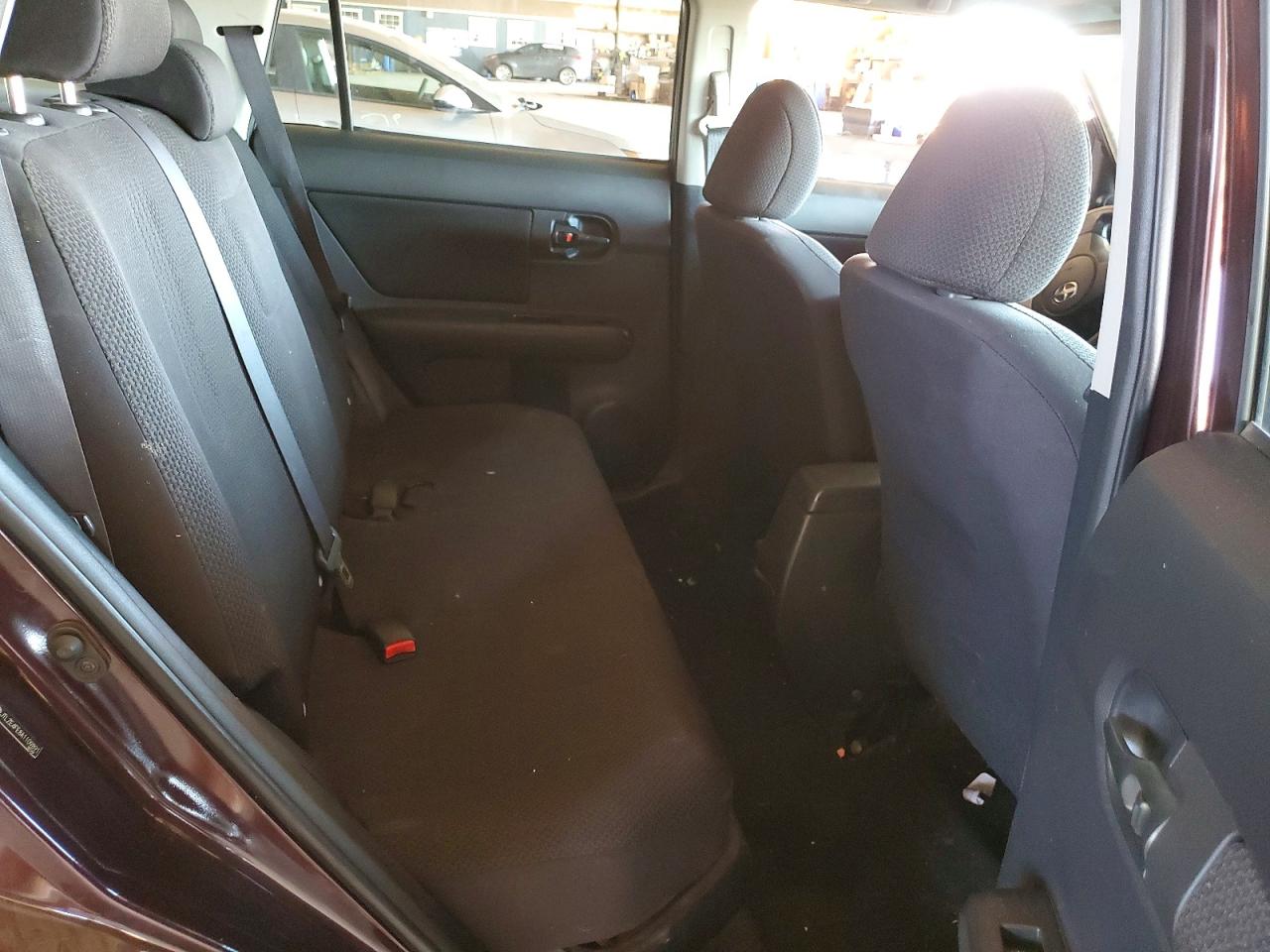 2010 TOYOTA SCION