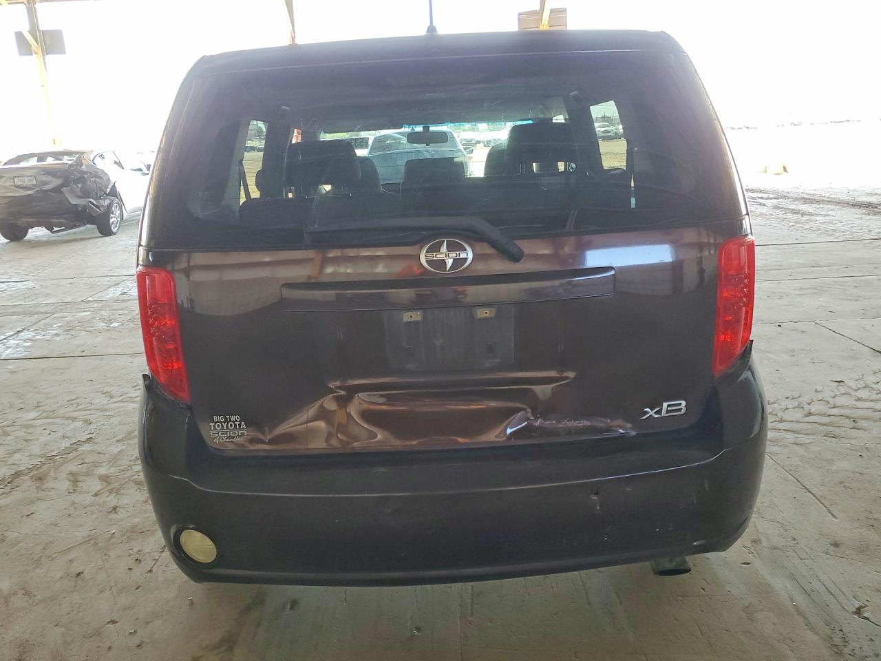 2010 TOYOTA SCION
