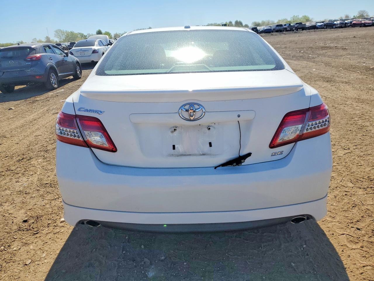 2010 TOYOTA CAMRY