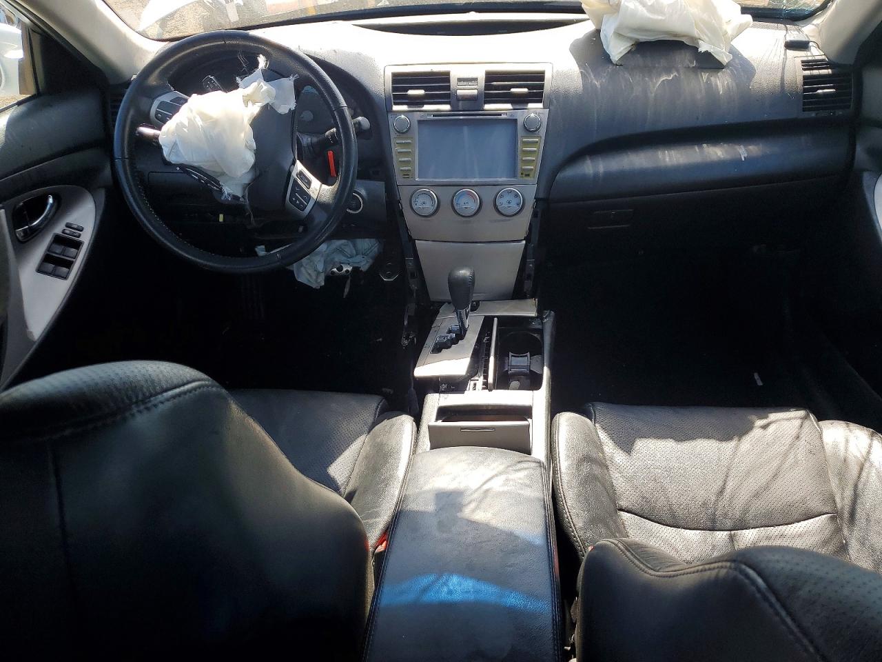 2010 TOYOTA CAMRY