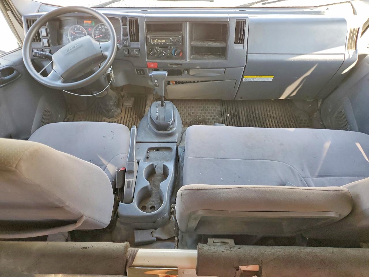 2021 ISUZU NPR