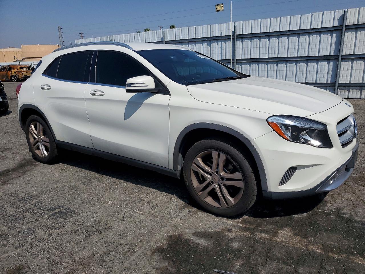 2017 MERCEDES-BENZ GLA-CLASS