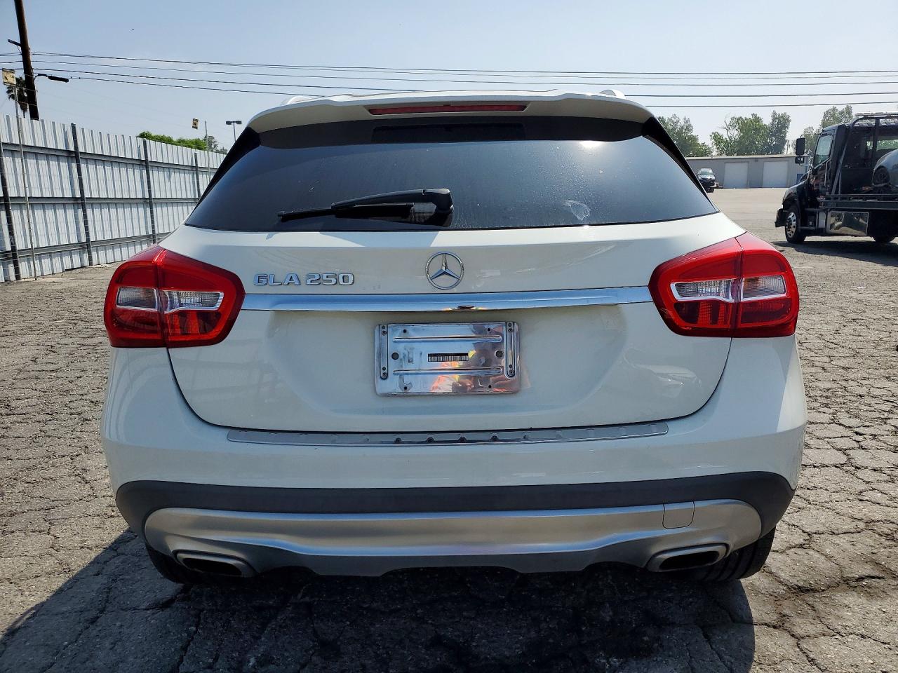 2017 MERCEDES-BENZ GLA-CLASS