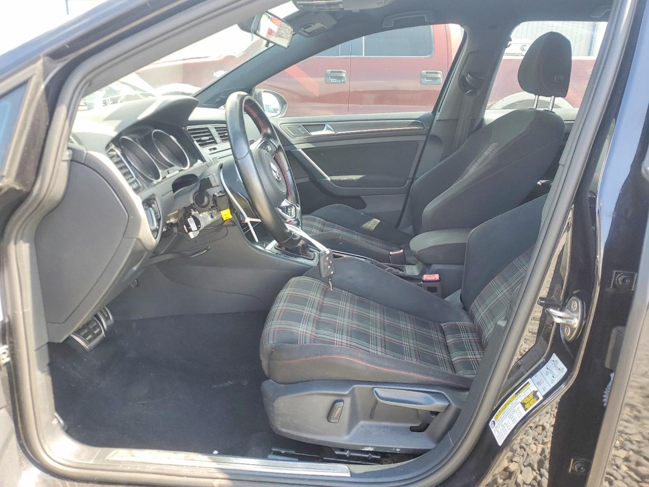 2018 VOLKSWAGEN GTI