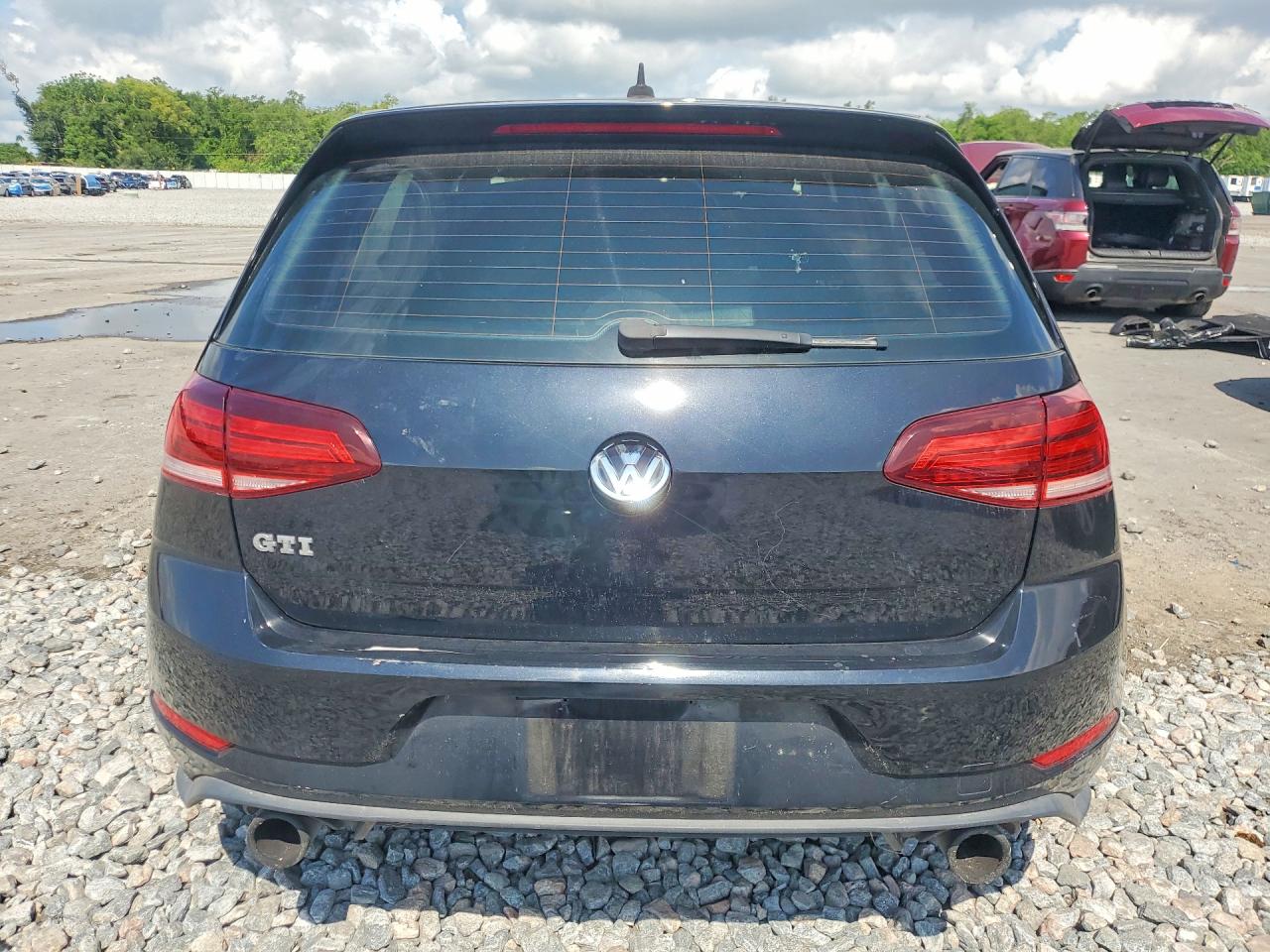 2018 VOLKSWAGEN GTI