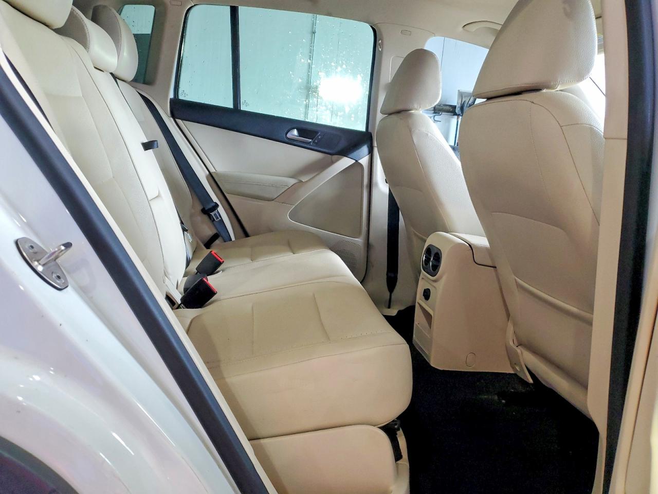2016 VOLKSWAGEN TIGUAN