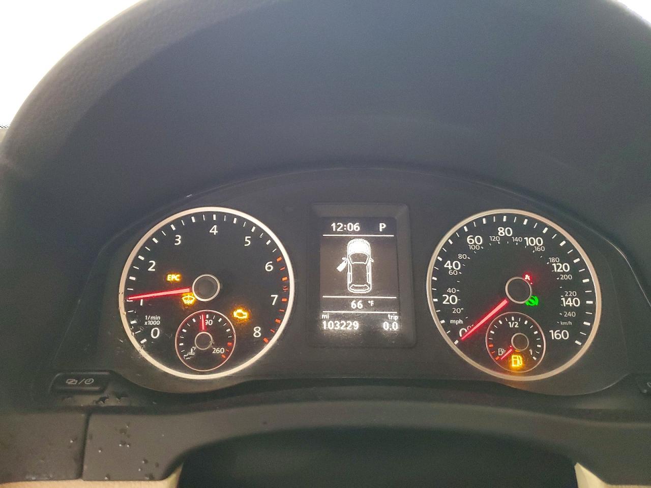 2016 VOLKSWAGEN TIGUAN