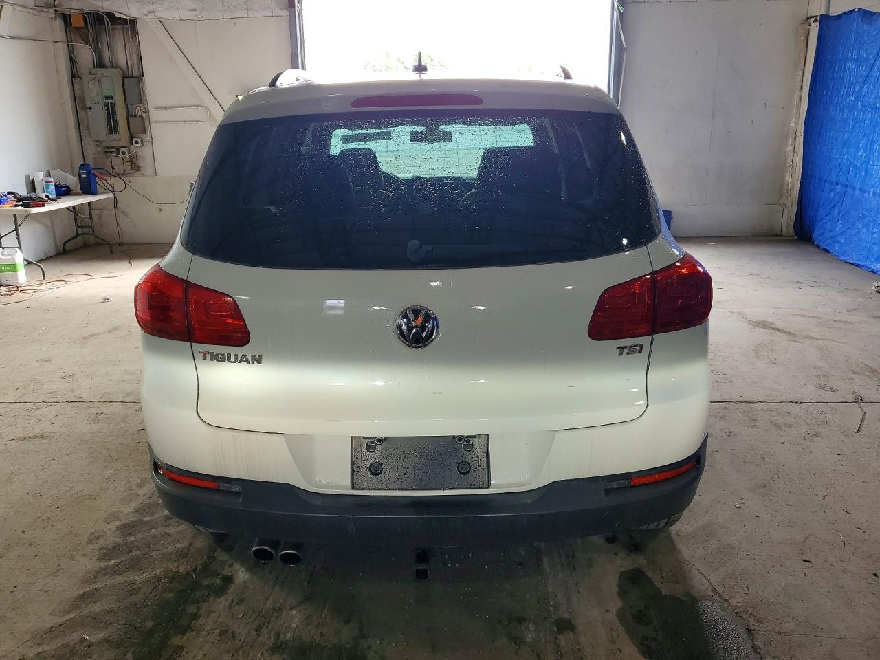 2016 VOLKSWAGEN TIGUAN