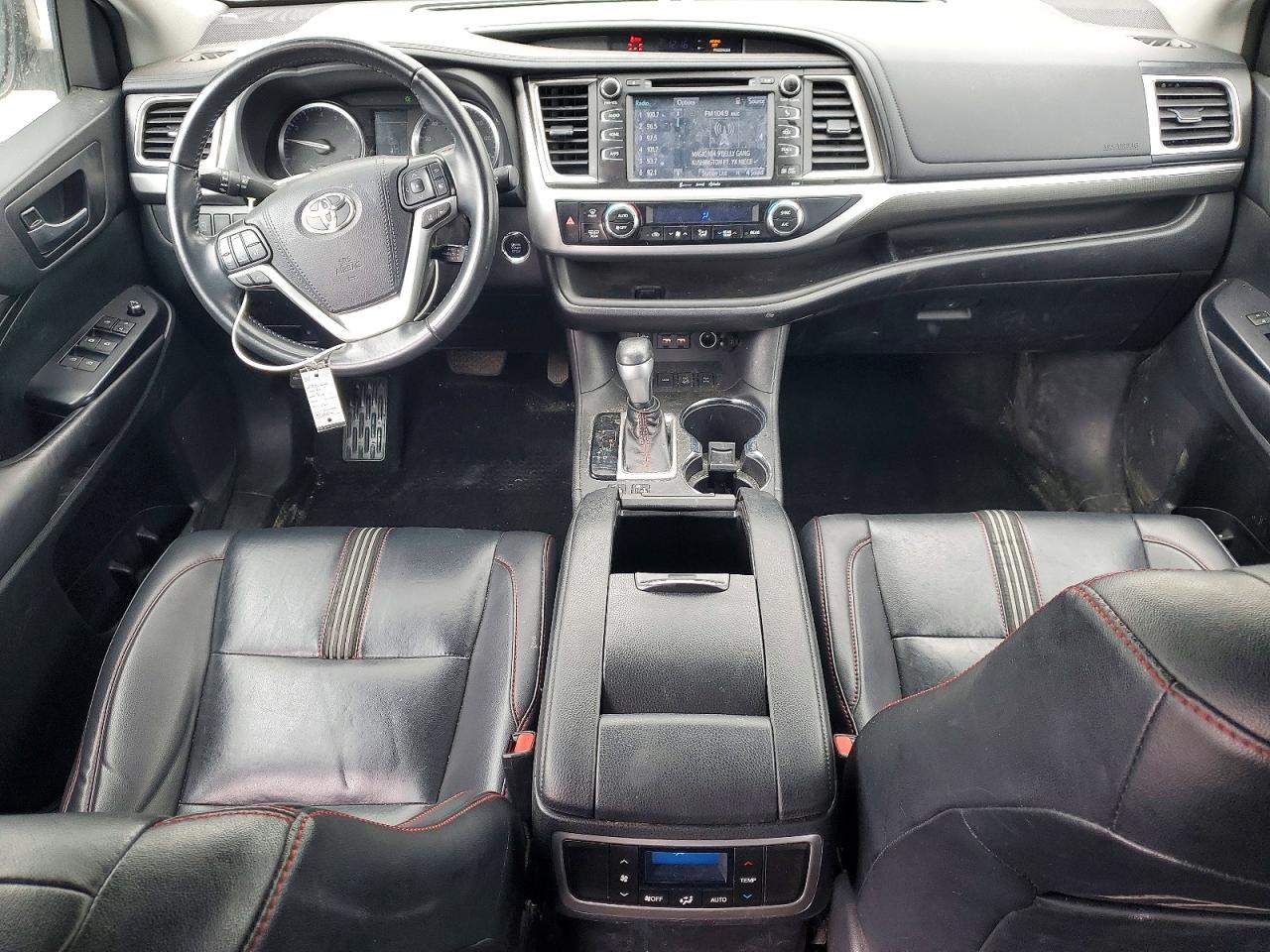 2019 TOYOTA HIGHLANDER