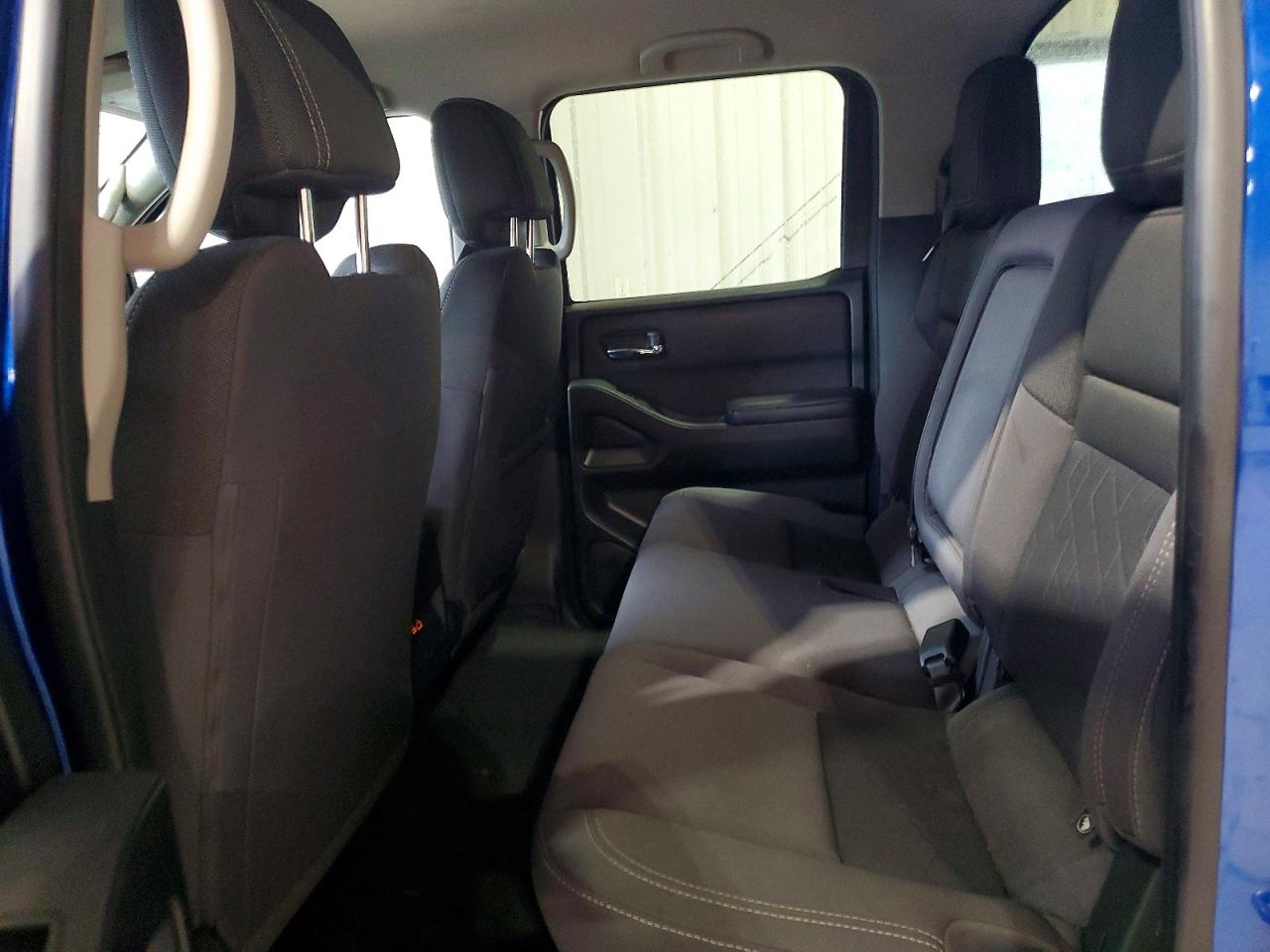 2025 NISSAN FRONTIER
