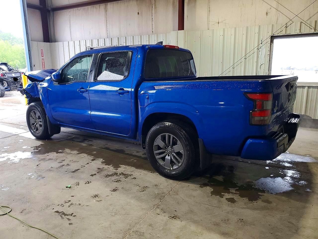 2025 NISSAN FRONTIER