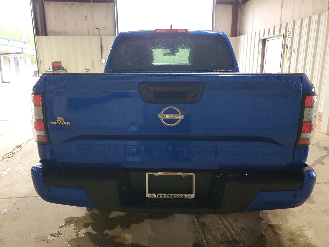 2025 NISSAN FRONTIER