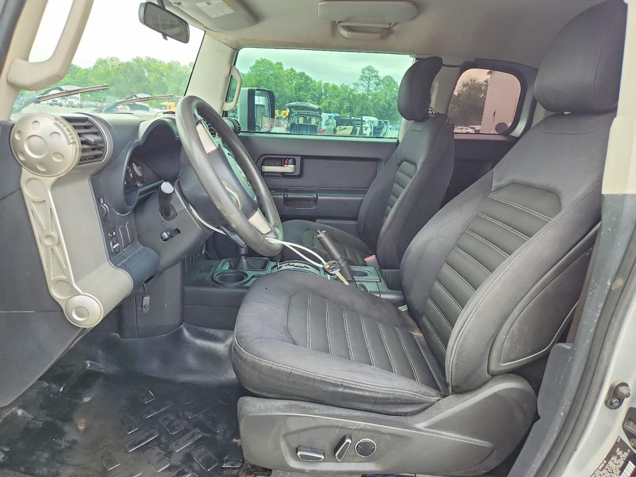2008 TOYOTA FJ CRUISER
