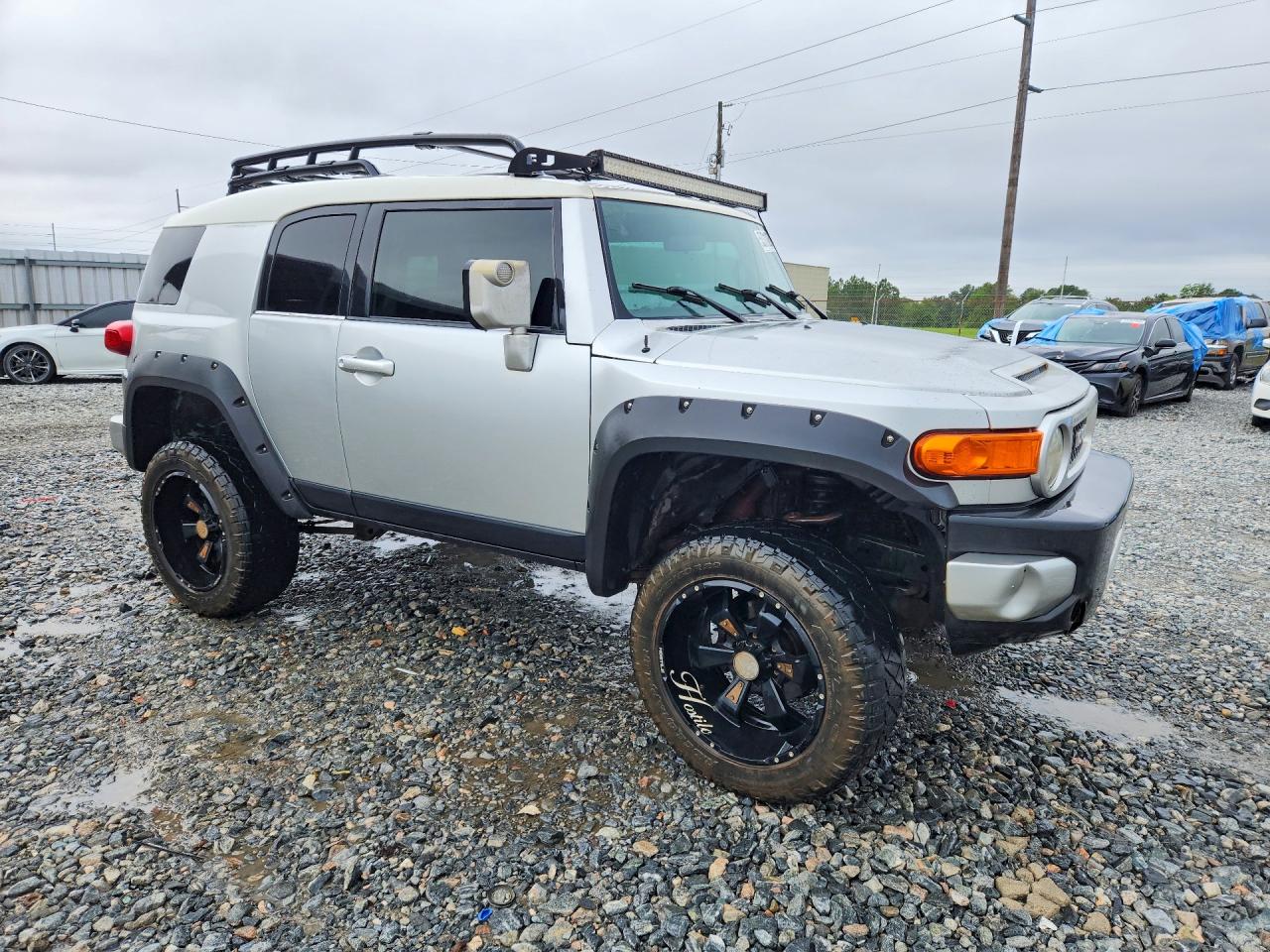 2008 TOYOTA FJ CRUISER