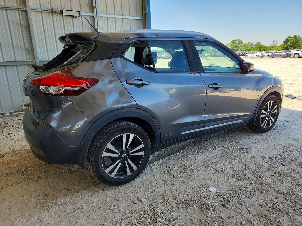 2019 NISSAN KICKS