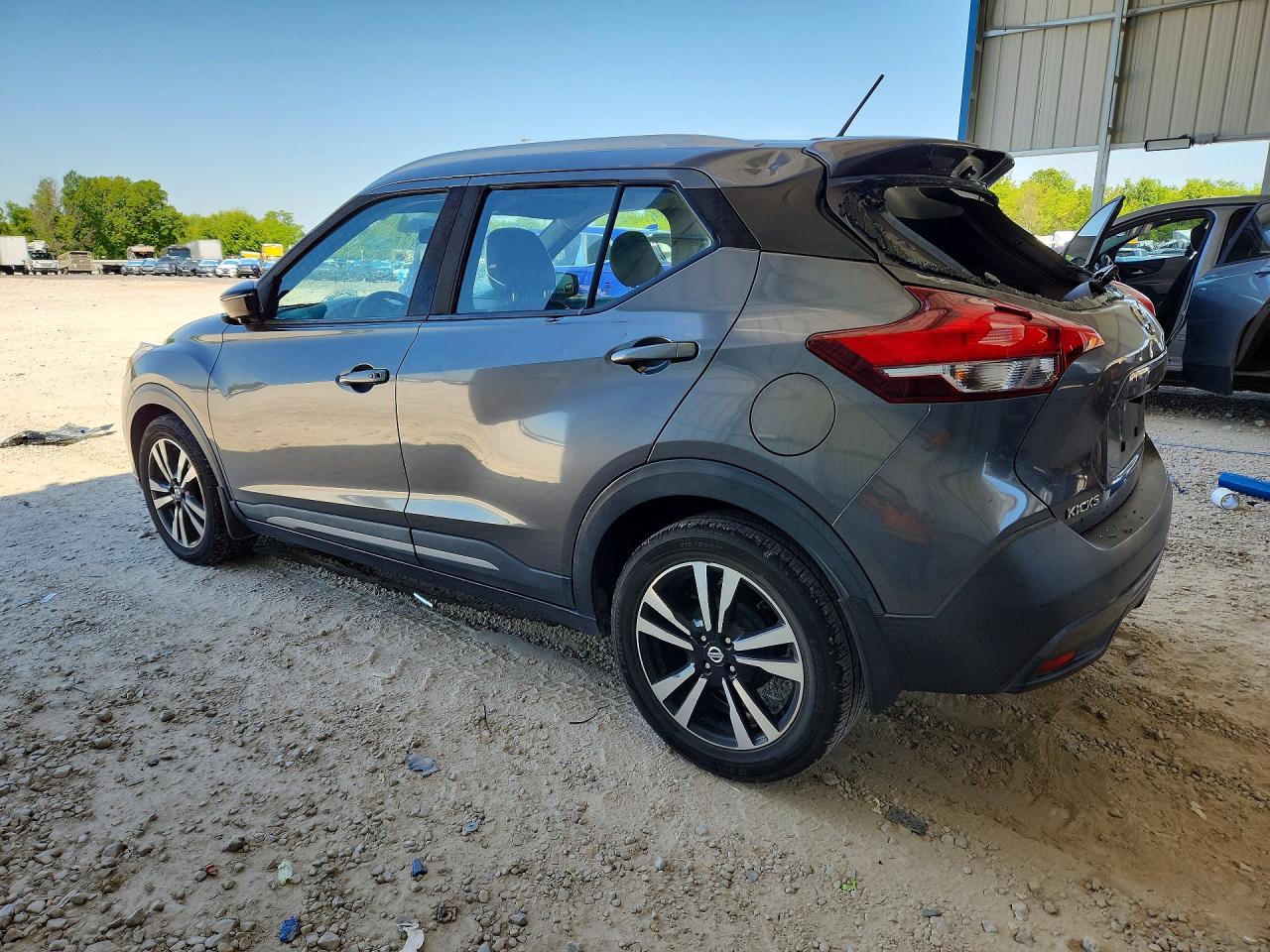 2019 NISSAN KICKS