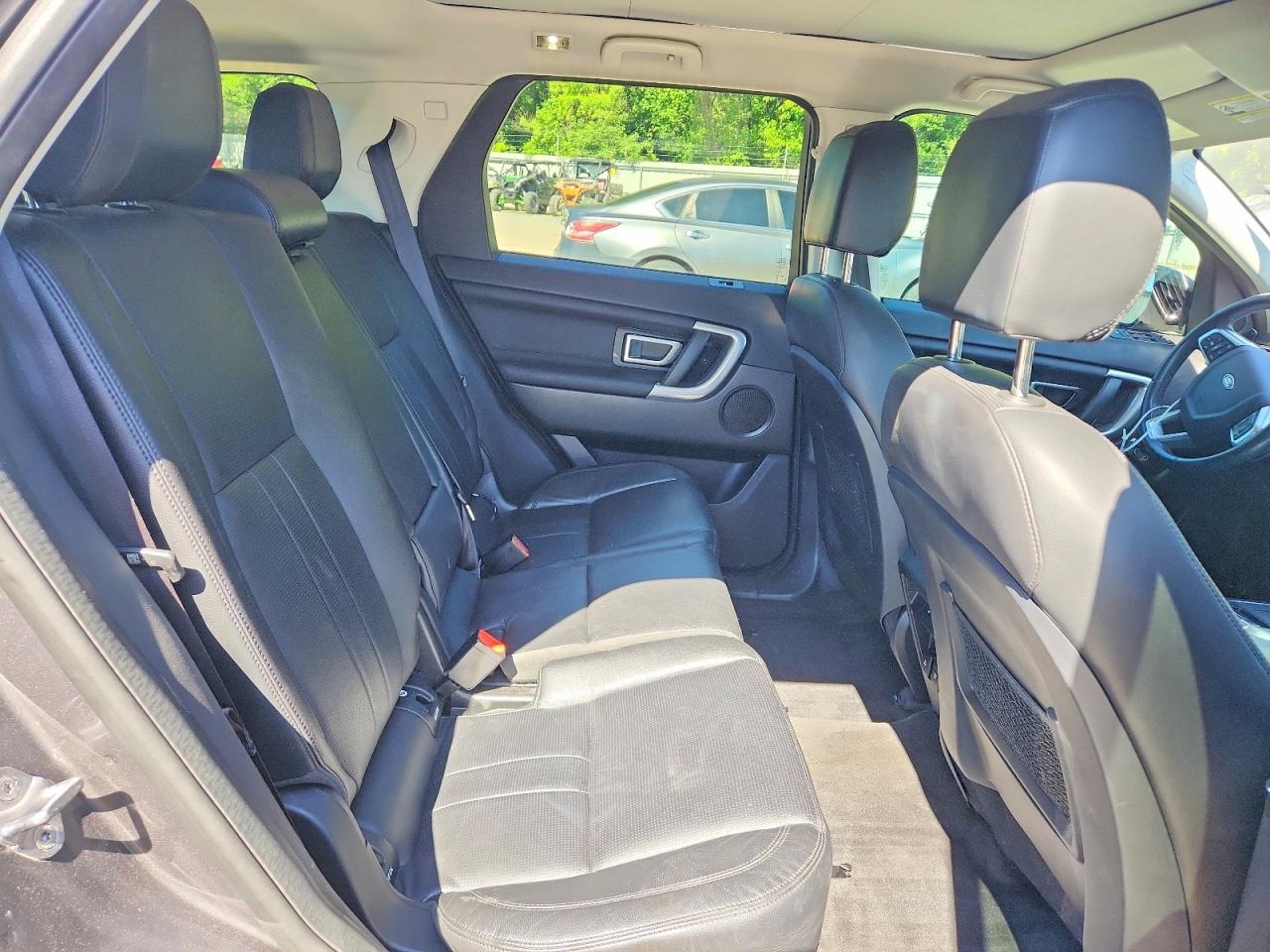 2019 LAND ROVER DISCOVERY