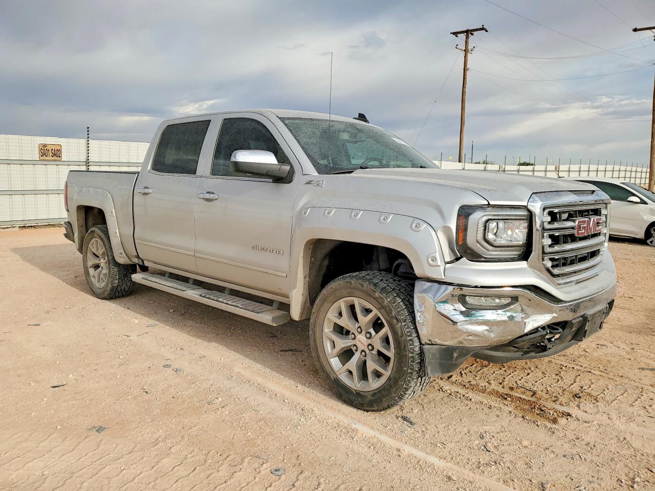 2017 GMC SIERRA