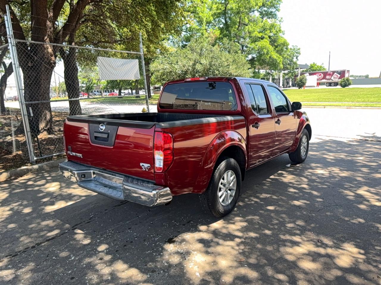 2016 NISSAN FRONTIER