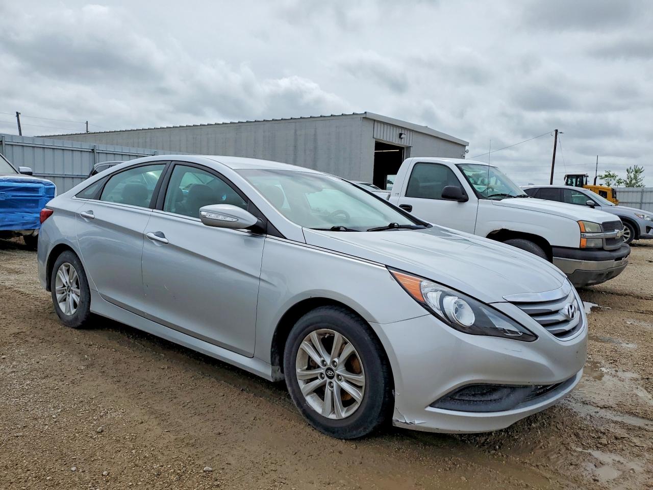 2014 HYUNDAI SONATA