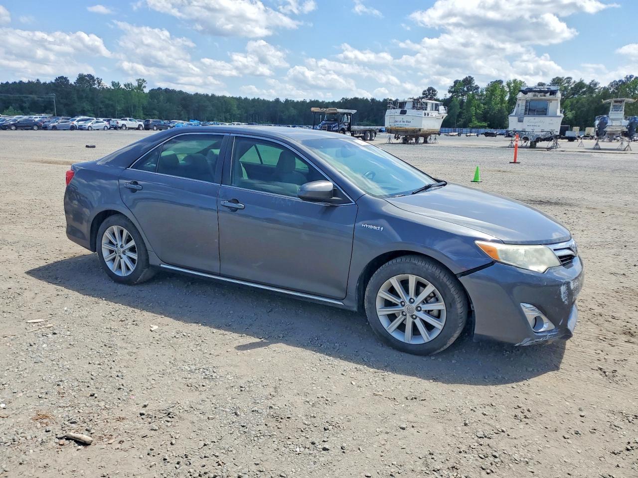 2012 TOYOTA CAMRY SOLA