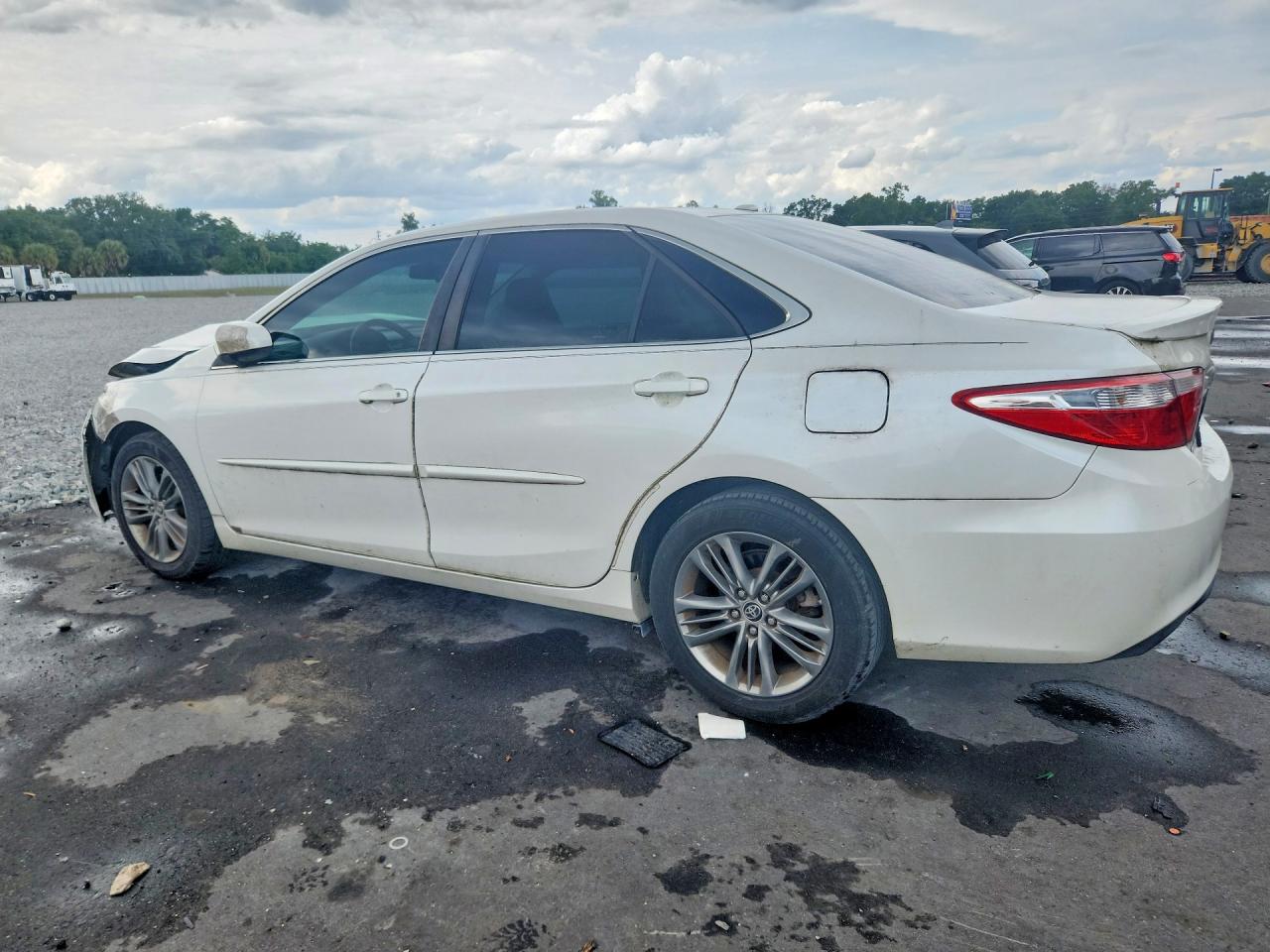 2016 TOYOTA CAMRY