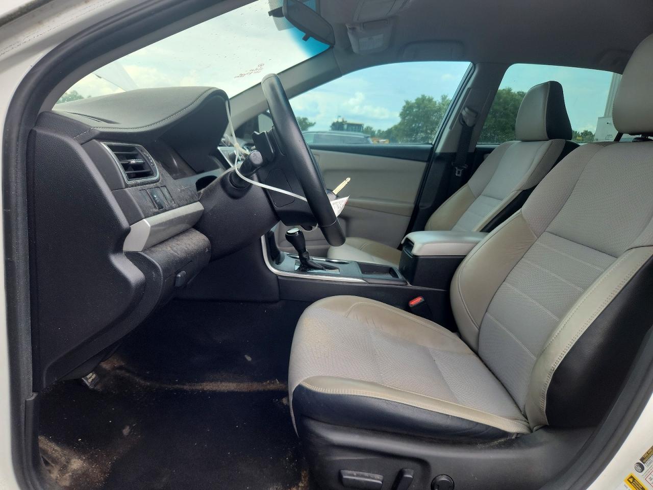 2016 TOYOTA CAMRY