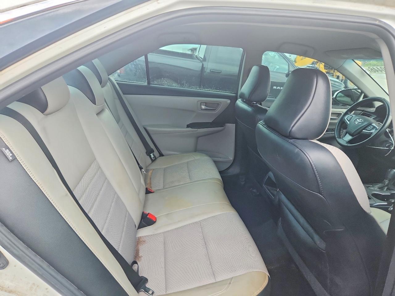 2016 TOYOTA CAMRY