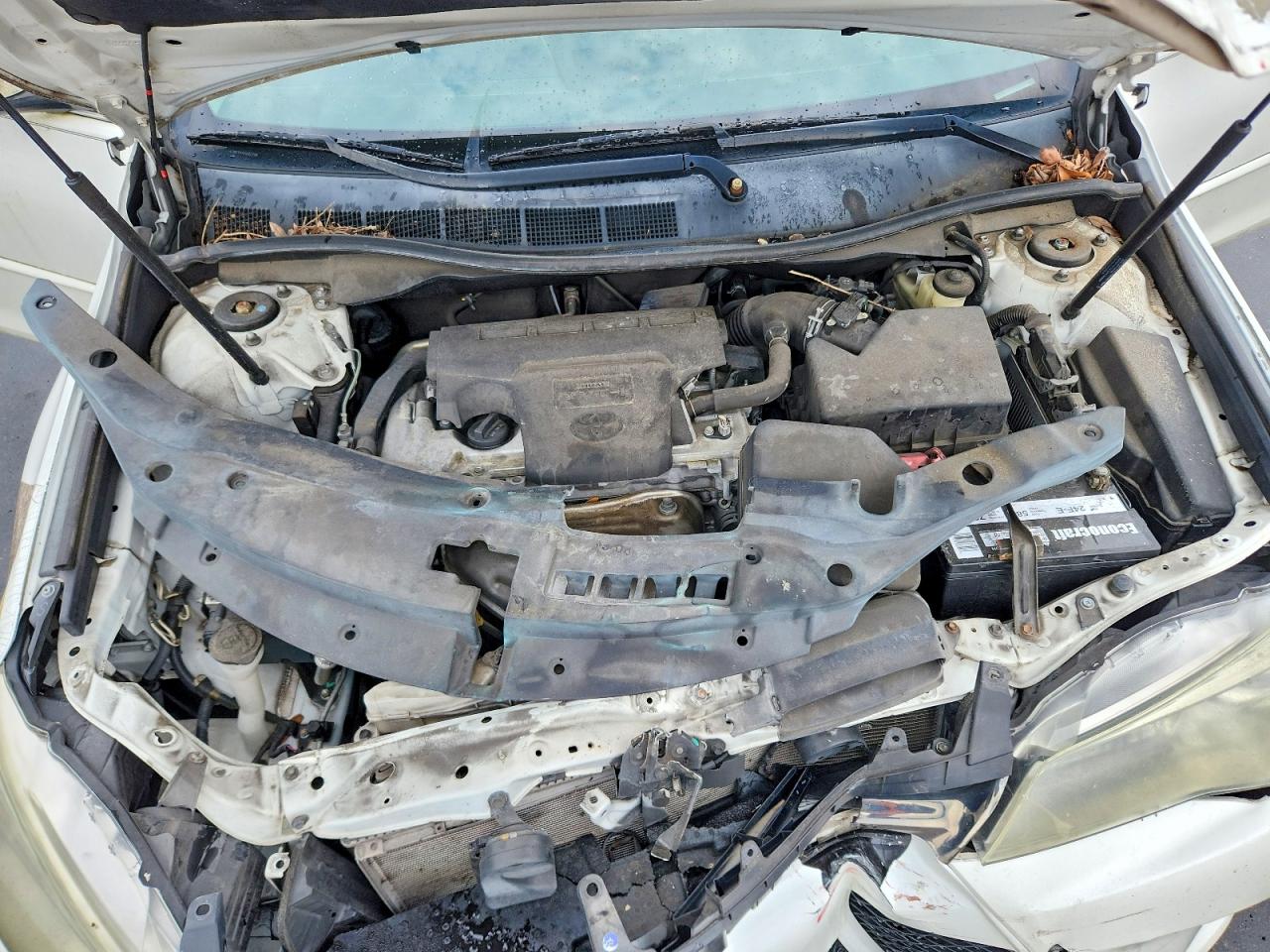 2016 TOYOTA CAMRY