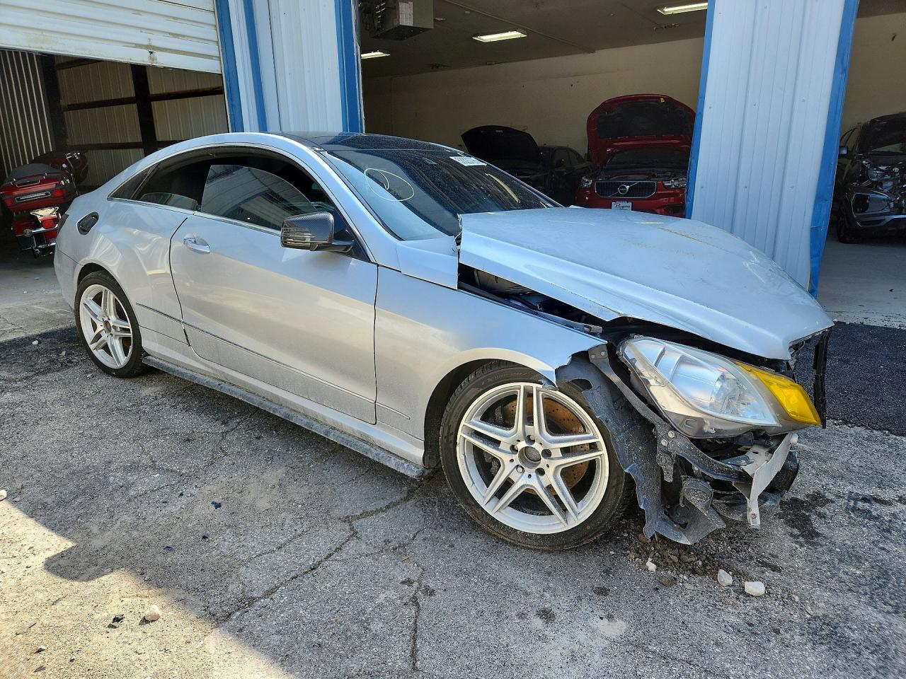 2011 MERCEDES-BENZ E-CLASS