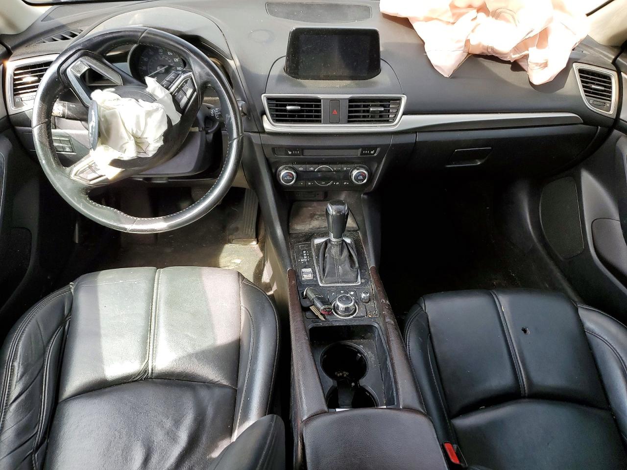 2018 MAZDA 3